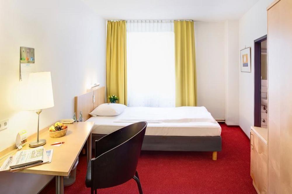 Cvjm Duesseldorf Hotel & Tagung Exterior photo
